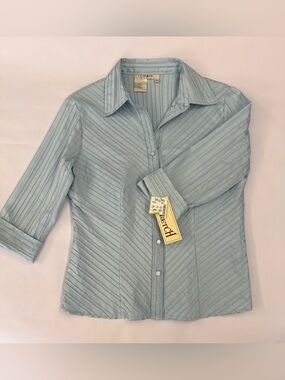 Vtg NWT Y2K COMO Stretch Light Blue Pleated Button Up Blouse Medium Deadstock